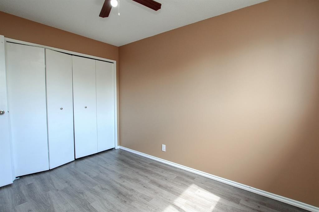 36 Mcblane Close, Red Deer, AB - Indoor Photo Showing Other Room