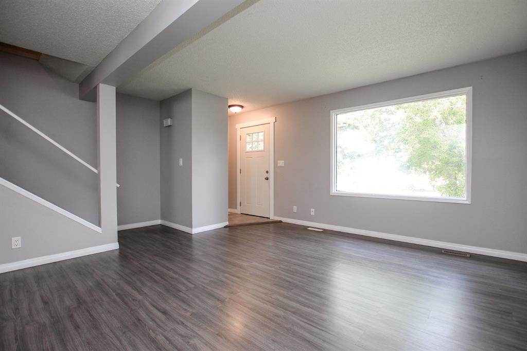 36 Mcblane Close, Red Deer, AB - Indoor Photo Showing Other Room