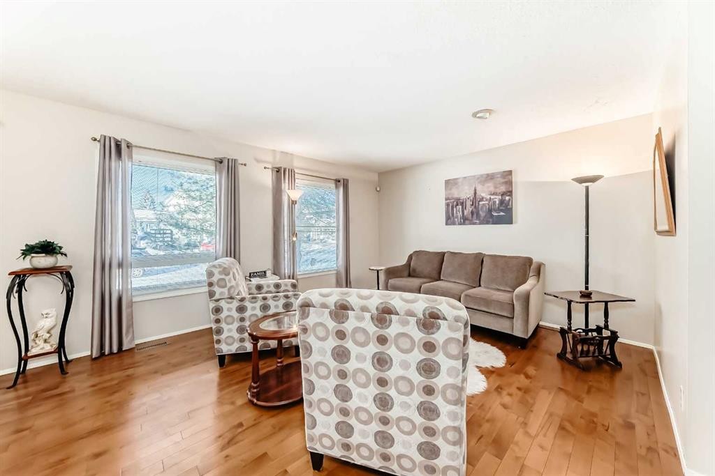 3 Rutherford Close, Red Deer, AB - Indoor