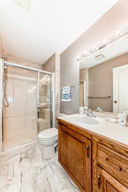 3 Rutherford Close, Red Deer, AB - Indoor Photo Showing Bathroom