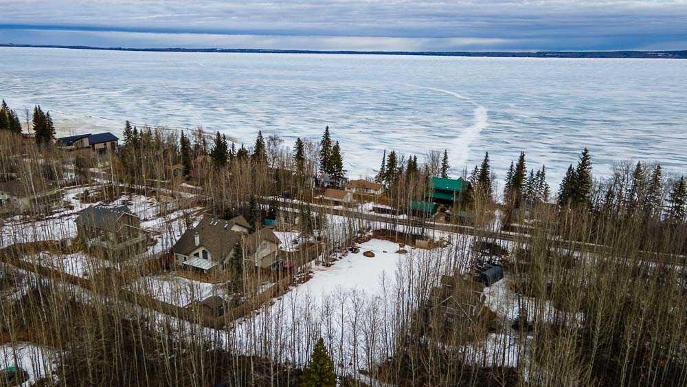 77 Crystal Springs Drive, Crystal Springs, AB