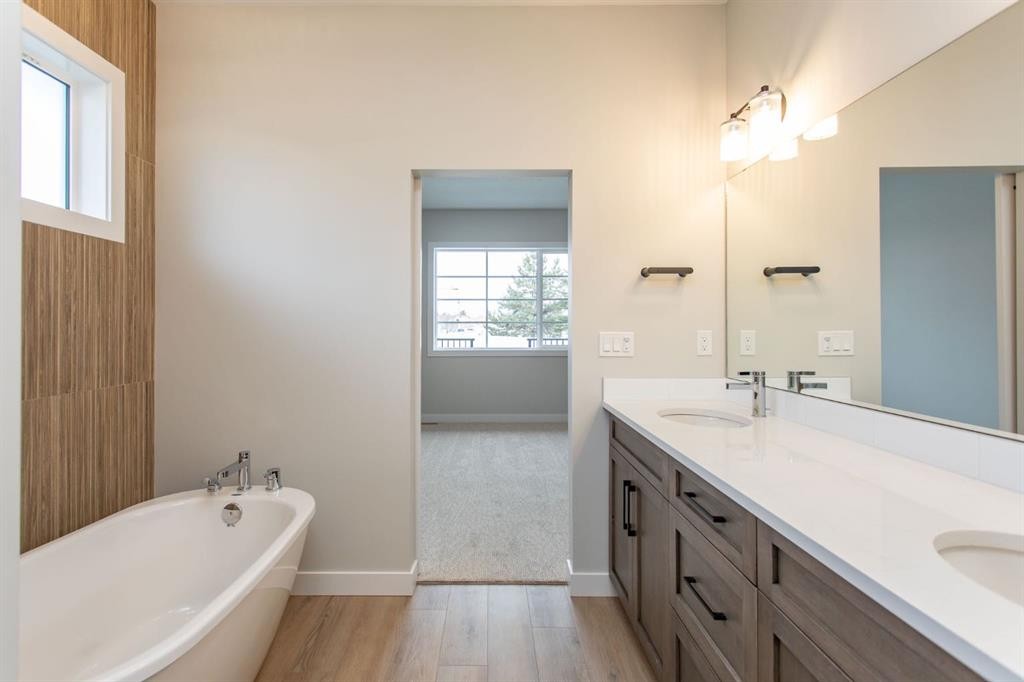 17 Tindale Place, Red Deer, AB - Indoor Photo Showing Bathroom
