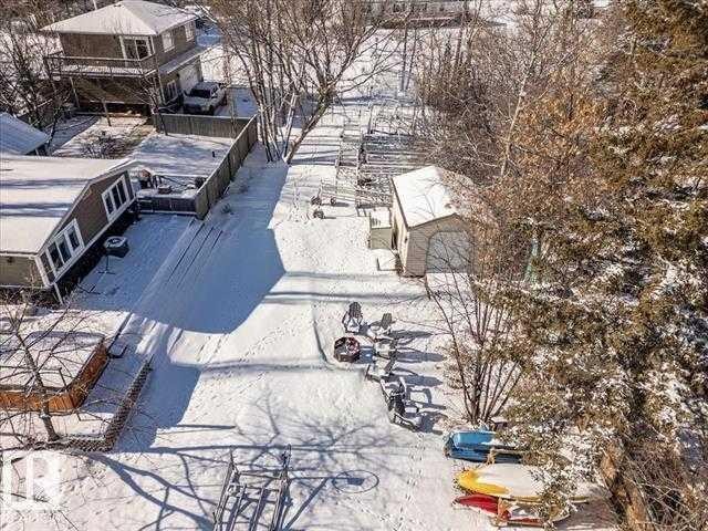 19 Lakeshore Drive, Grandview, AB