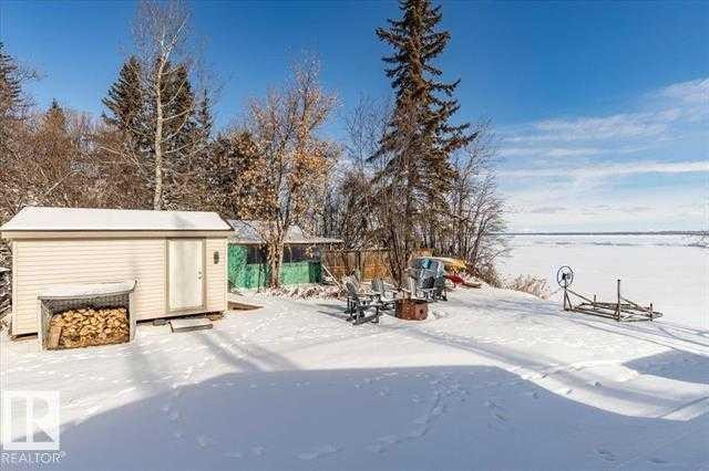 19 Lakeshore Drive, Grandview, AB