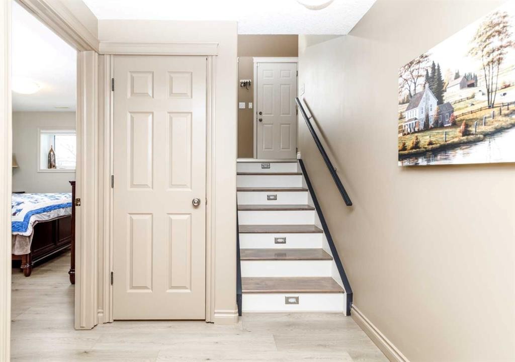 76 Daniel Close, Red Deer, AB - Indoor Photo Showing Other Room