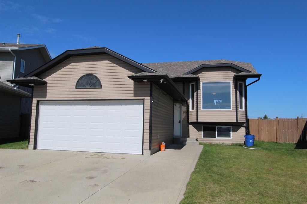 26 Wilkinson Circle, Sylvan Lake, AB - Outdoor