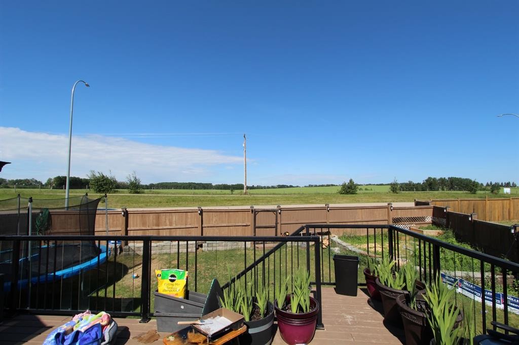 26 Wilkinson Circle, Sylvan Lake, AB - Outdoor