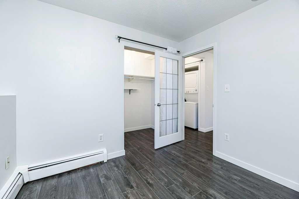 16-7 Stanton Street, Red Deer, AB - Indoor Photo Showing Other Room