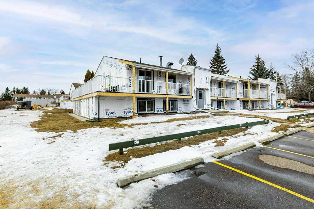 16-7 Stanton Street, Red Deer, AB - Outdoor