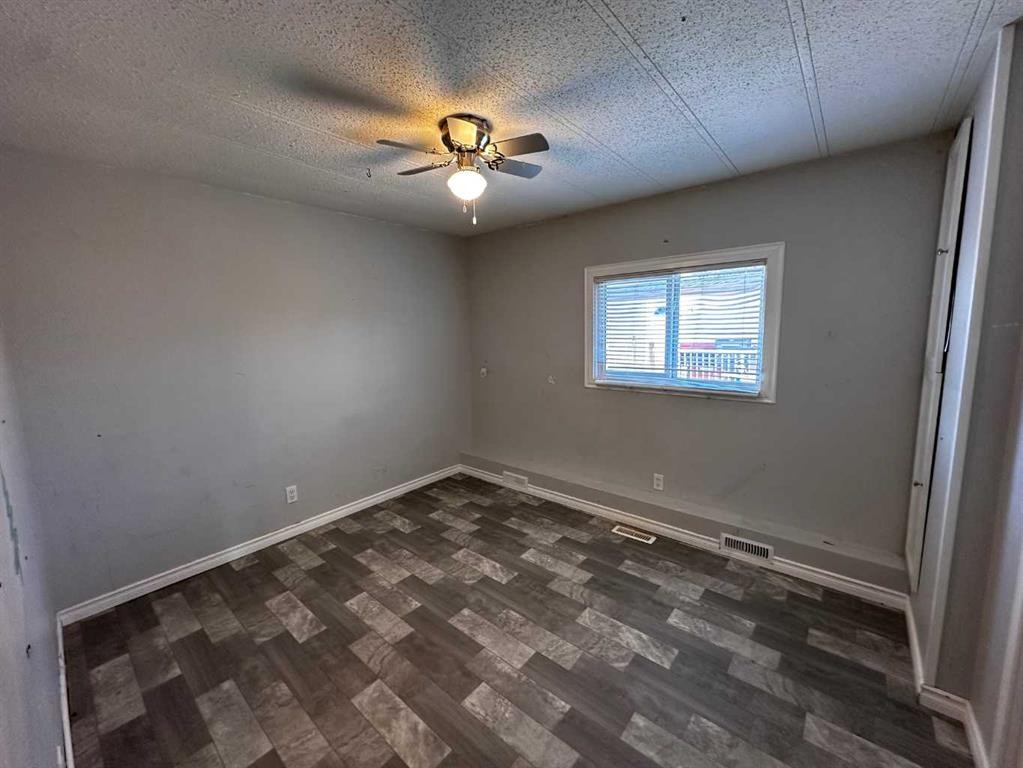 8-5103 61 Avenue, Olds, AB