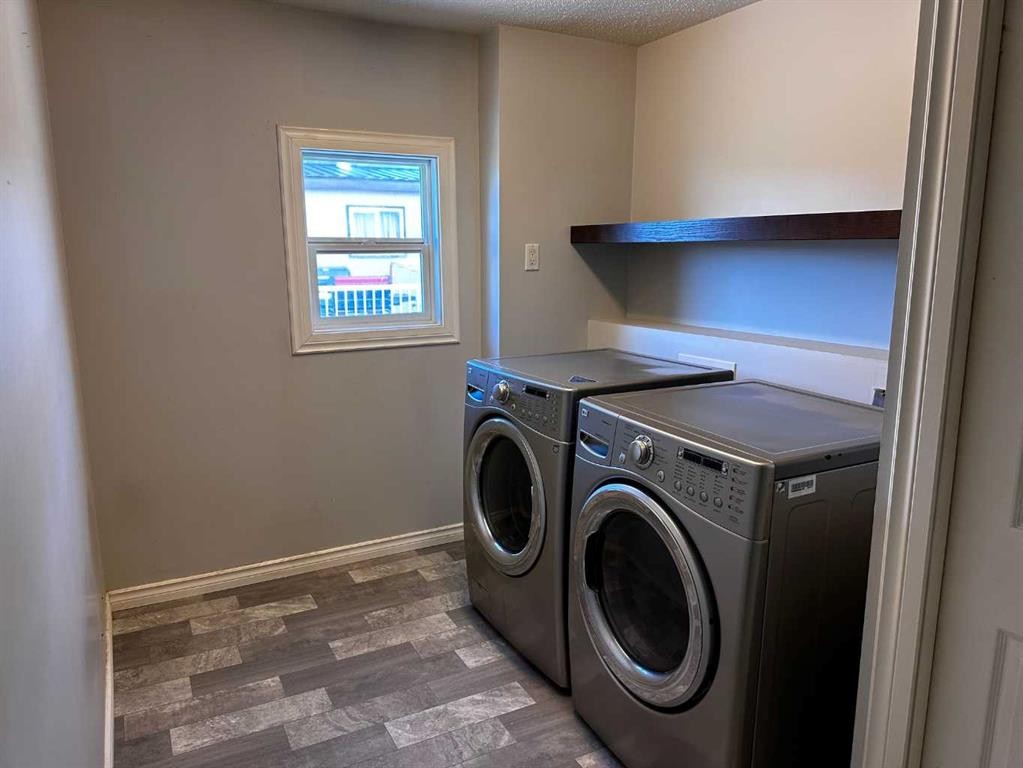 8-5103 61 Avenue, Olds, AB