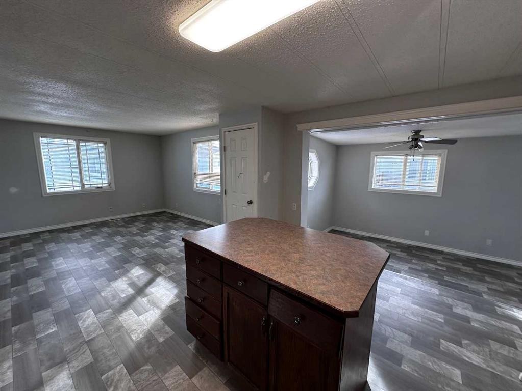 8-5103 61 Avenue, Olds, AB