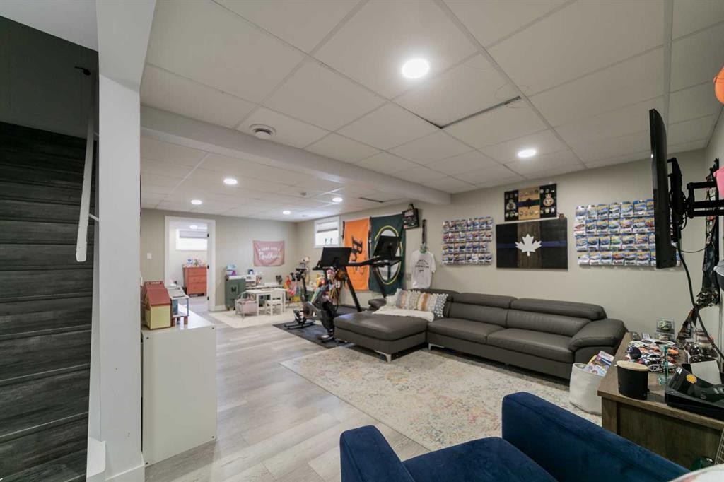 5409 48 Avenue, Killam, AB - Indoor