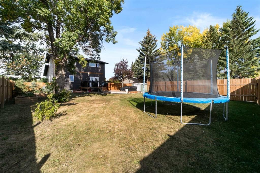 5409 48 Avenue, Killam, AB - Outdoor With Backyard