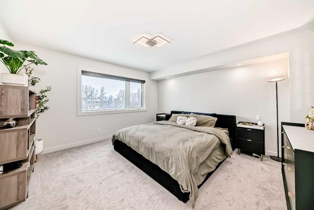 153 Emerald Drive, Red Deer, AB - Indoor Photo Showing Bedroom