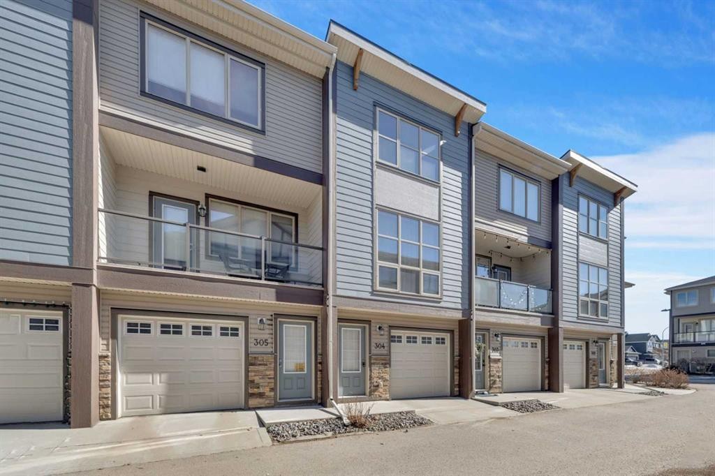 304-125 Caribou Crescent, Red Deer, AB - Outdoor With Balcony With Facade