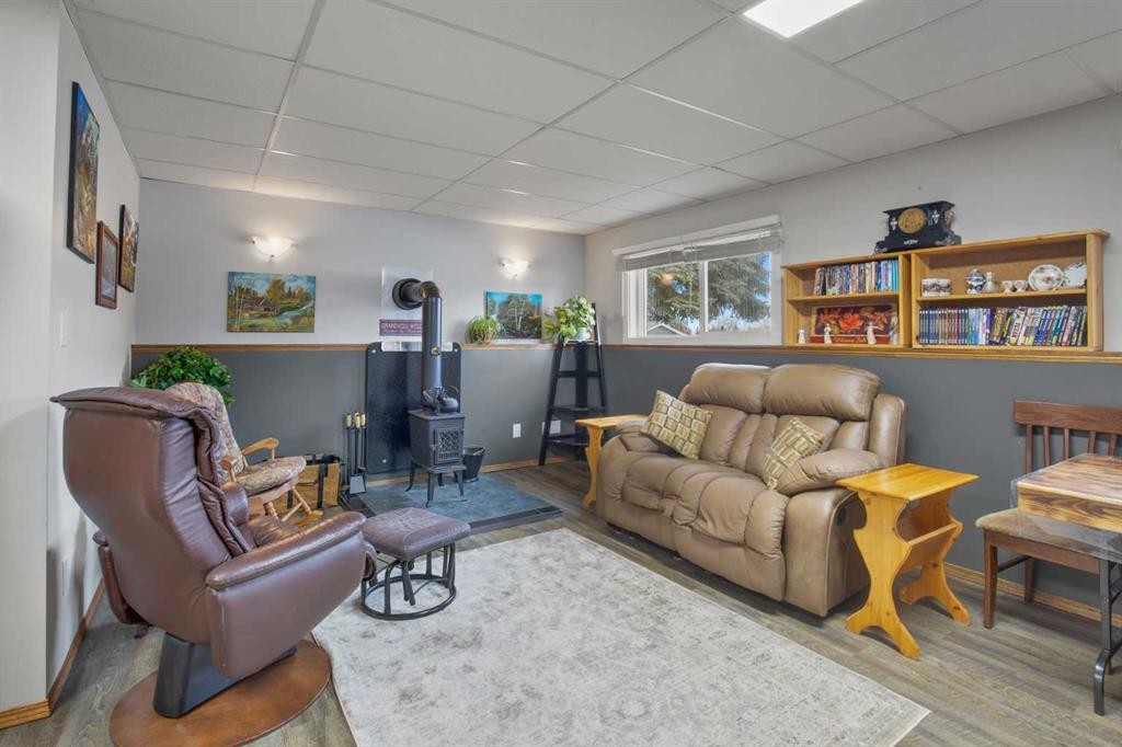 4708 55 Street, Killam, AB - Indoor