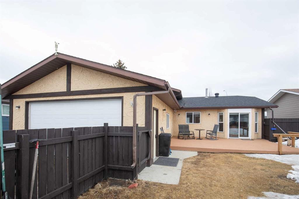 4708 55 Street, Killam, AB - Outdoor With Deck Patio Veranda With Exterior