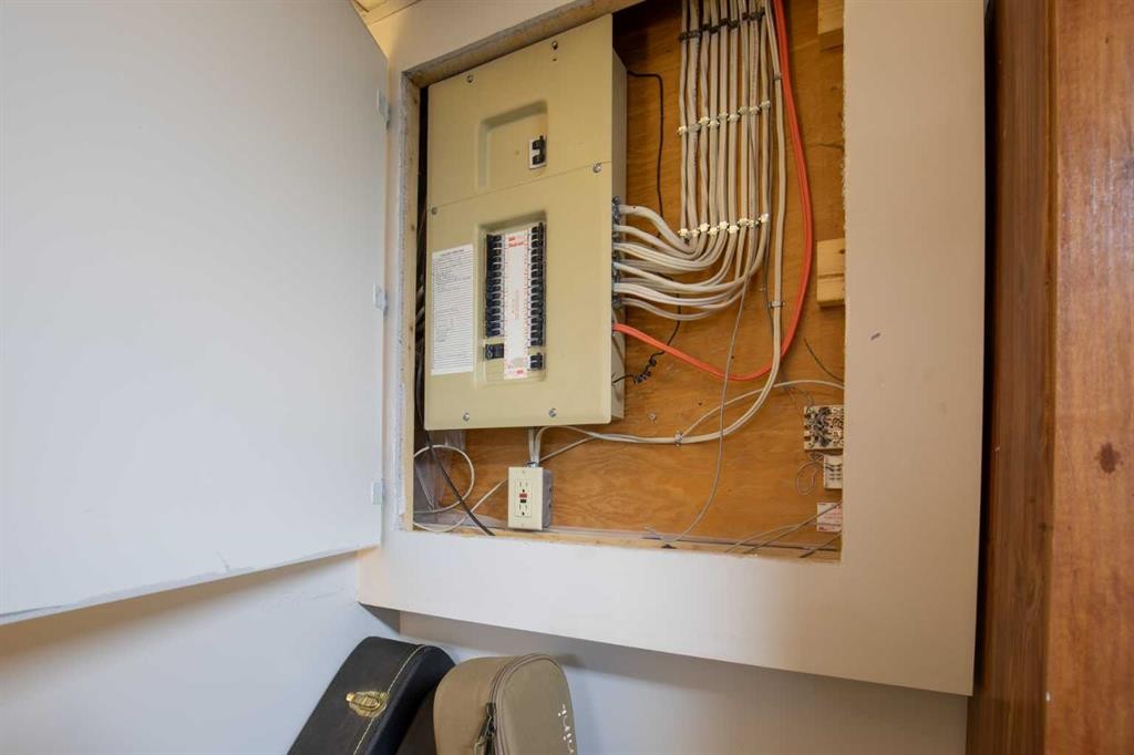 4708 55 Street, Killam, AB - Indoor