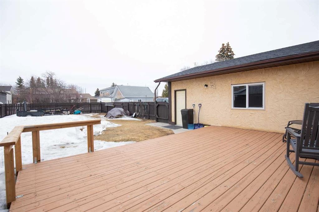 4708 55 Street, Killam, AB - Outdoor With Deck Patio Veranda With Exterior