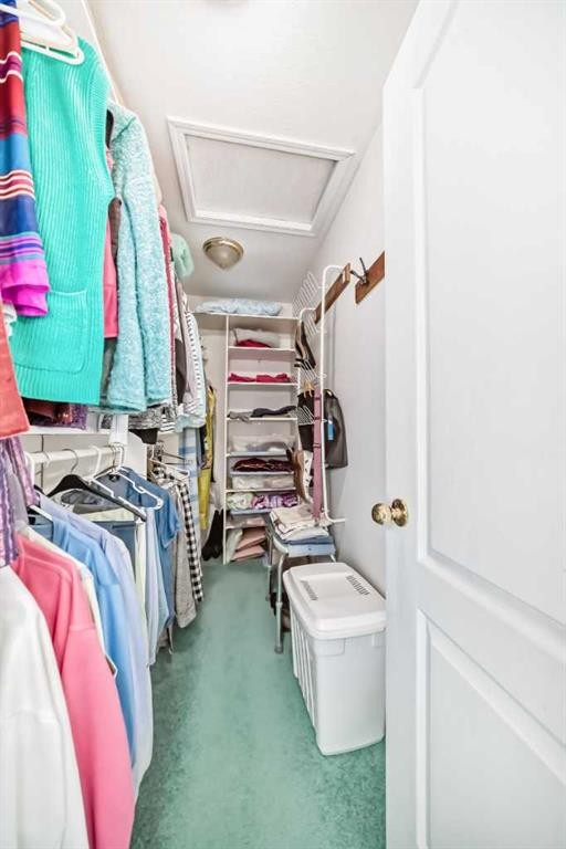 5205 55St., Rimbey, AB - Indoor With Storage