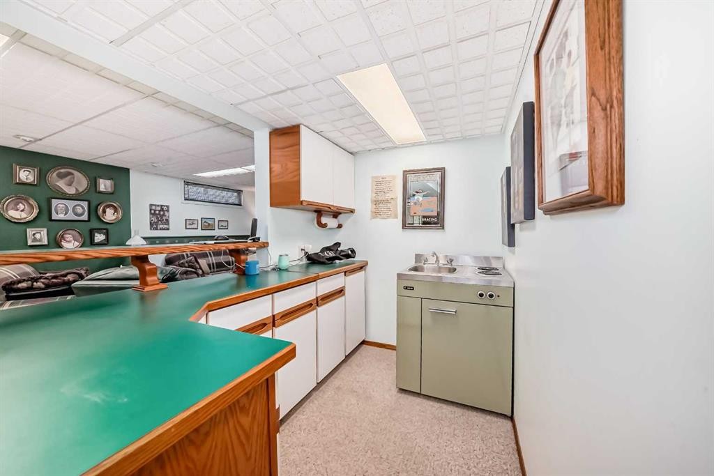 5205 55St., Rimbey, AB - Indoor