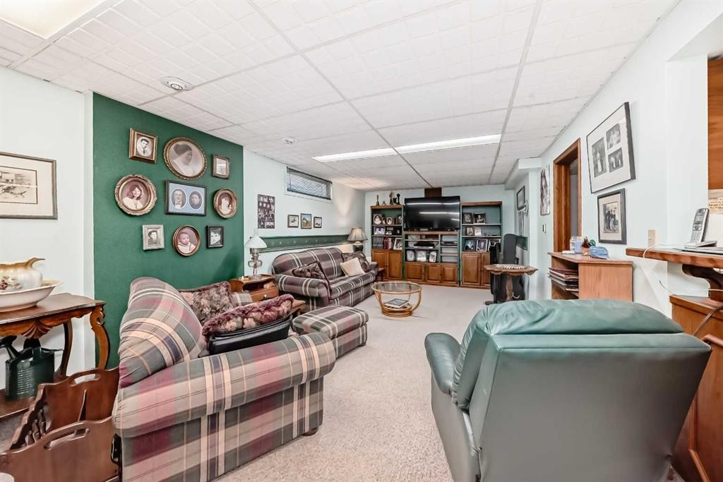 5205 55St., Rimbey, AB - Indoor