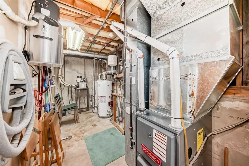 5205 55St., Rimbey, AB - Indoor Photo Showing Basement