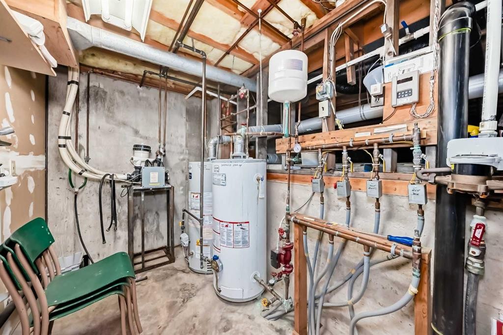 5205 55St., Rimbey, AB - Indoor Photo Showing Basement