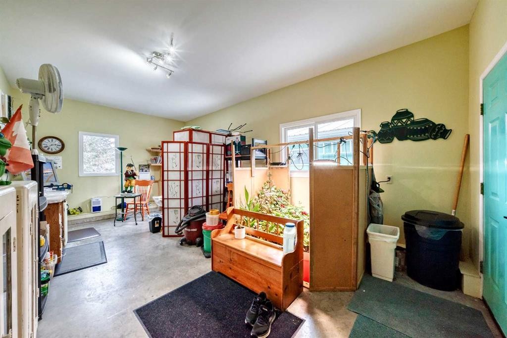 5205 55St., Rimbey, AB - Indoor Photo Showing Other Room