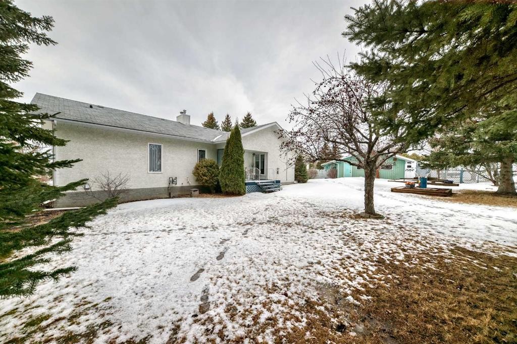 5205 55St., Rimbey, AB - Outdoor