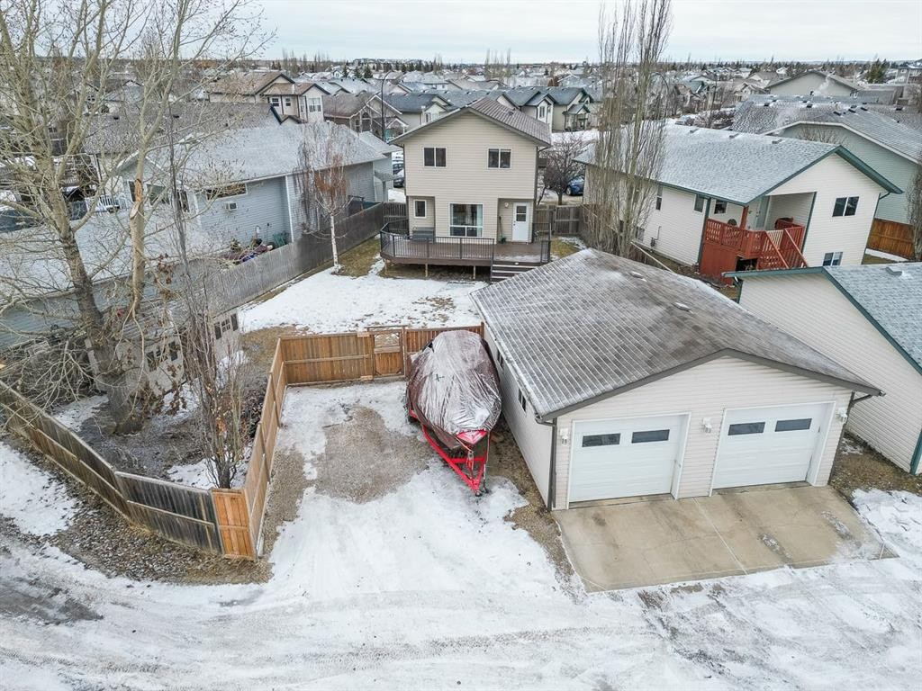 75 Doherty Close, Red Deer, AB - Outdoor