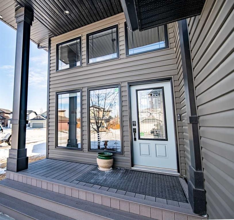 35 Bowman Circle, Sylvan Lake, AB - Outdoor With Deck Patio Veranda With Exterior