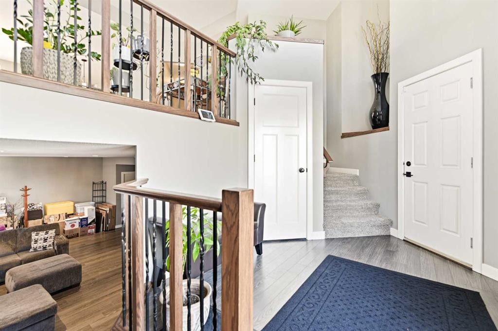 35 Bowman Circle, Sylvan Lake, AB - Indoor Photo Showing Other Room