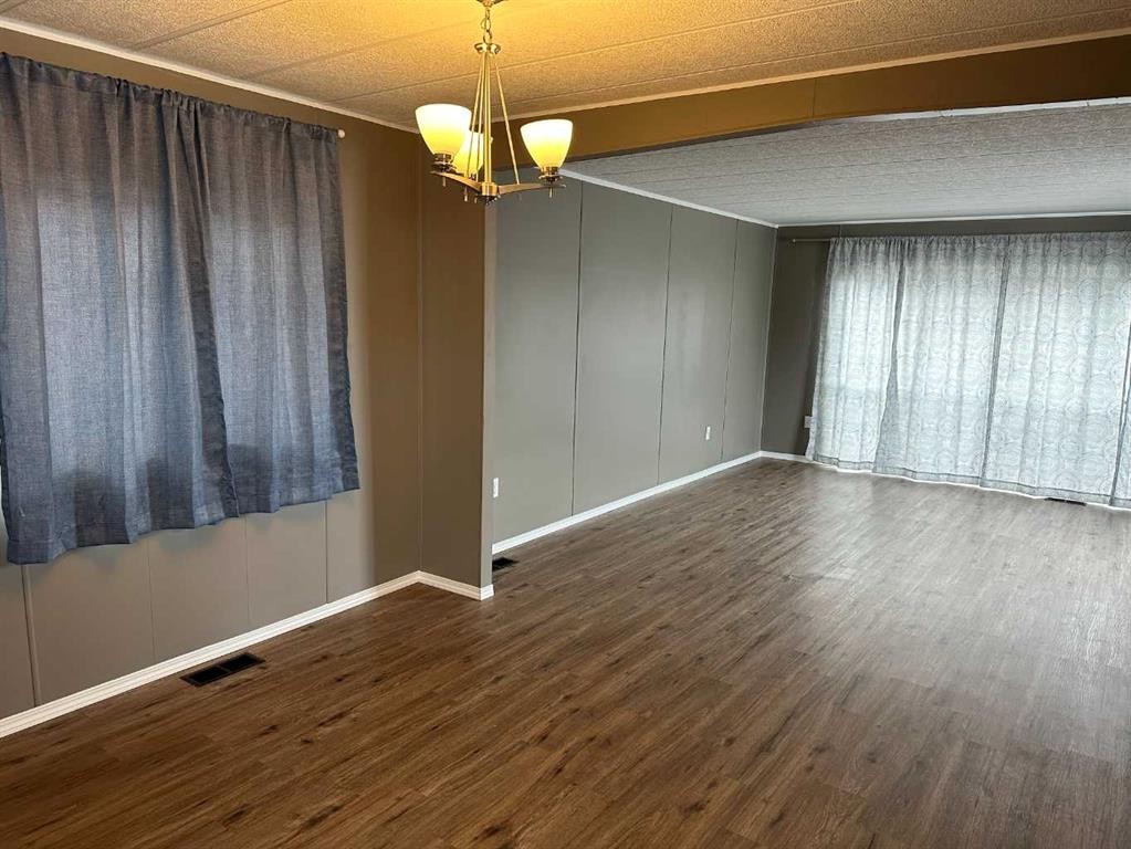 607 Limestone, Nordegg, AB - Indoor Photo Showing Other Room