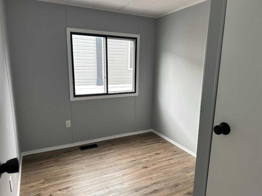 607 Limestone, Nordegg, AB - Indoor Photo Showing Other Room