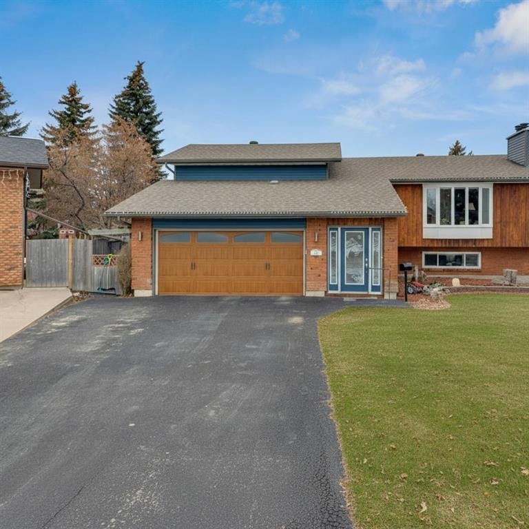 16 Markle Crescent, Red Deer, AB - Outdoor