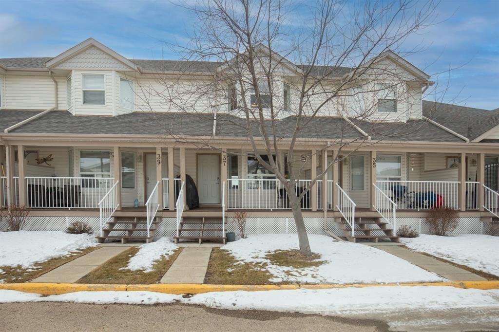 37-33 Donlevy Avenue, Red Deer, AB - Outdoor With Deck Patio Veranda With Facade