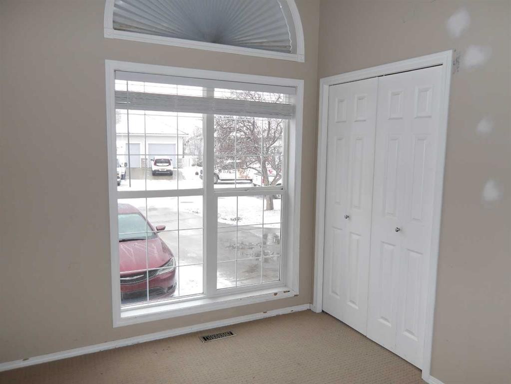 39 Ashley Close, Red Deer, AB - Indoor Photo Showing Other Room