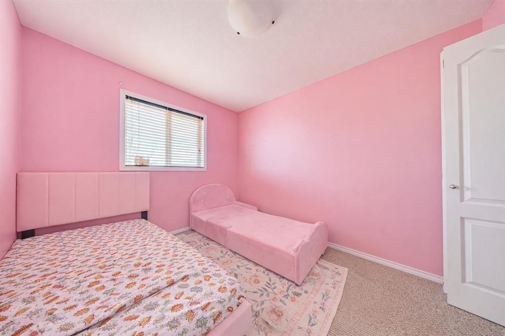 11 Inglis Crescent, Red Deer, AB - Indoor