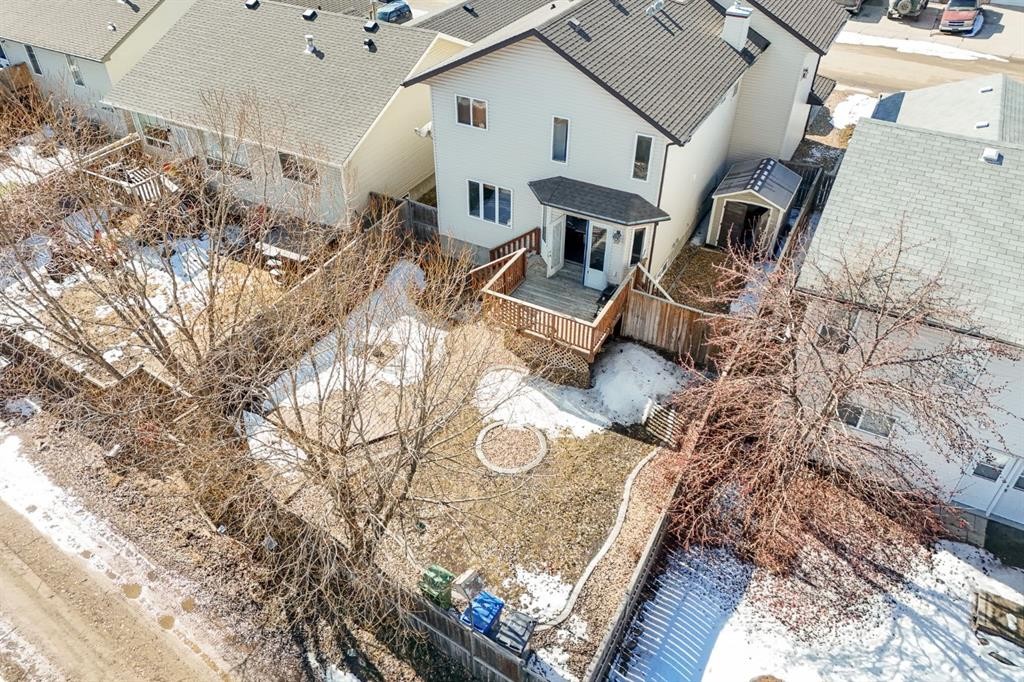 11 Inglis Crescent, Red Deer, AB - Outdoor