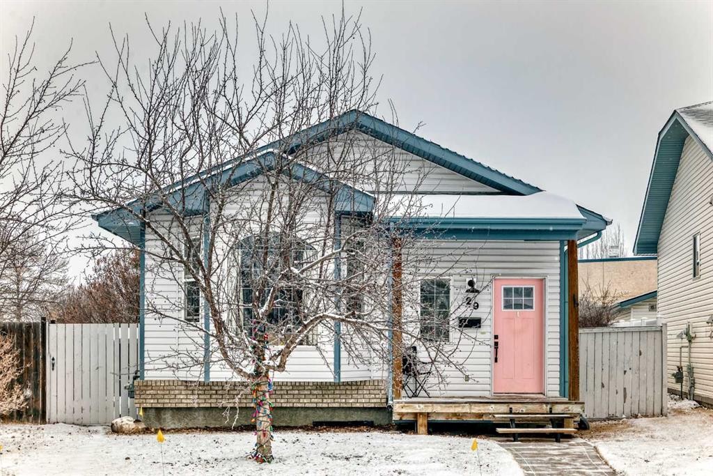 29 Duval Crescent, Red Deer, AB - Outdoor