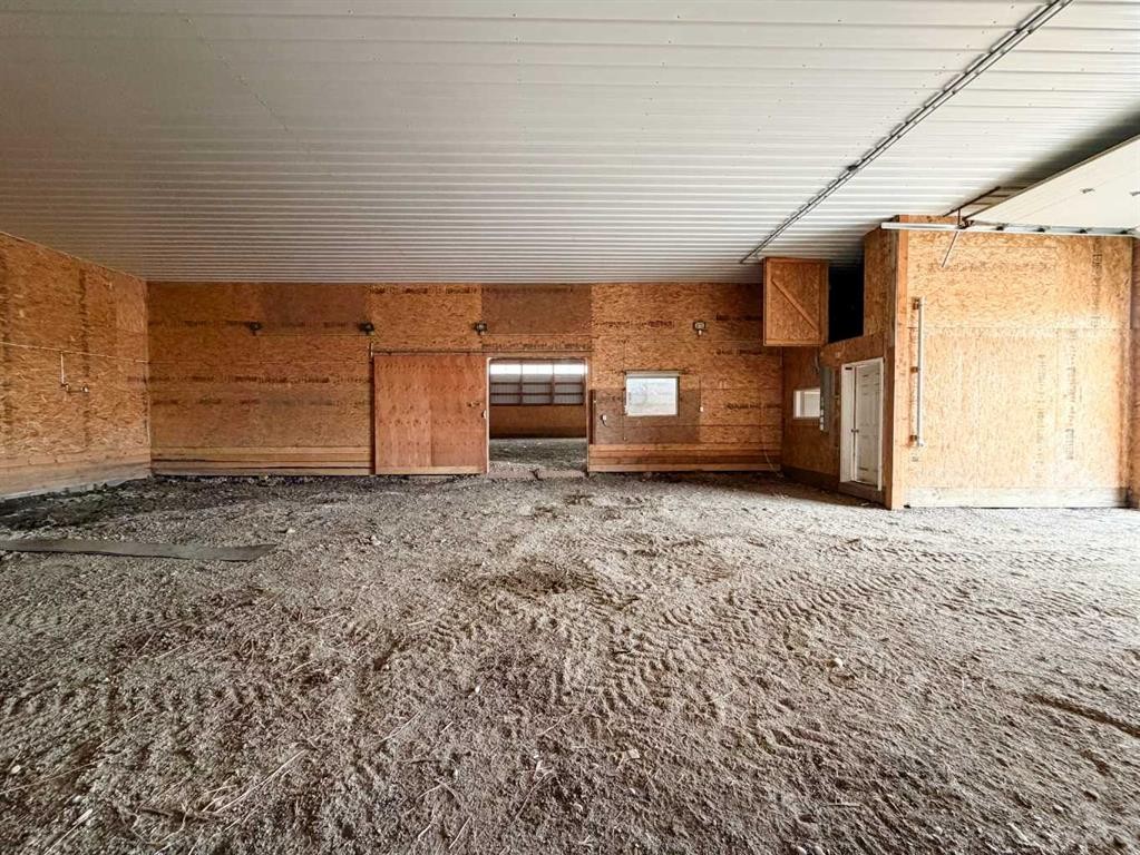 200051 32-0 Township, Morrin, AB - With Exterior
