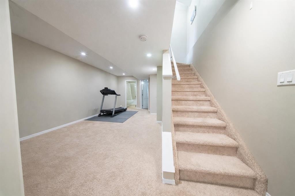 807-30 Carleton Avenue, Red Deer, AB - Indoor Photo Showing Other Room