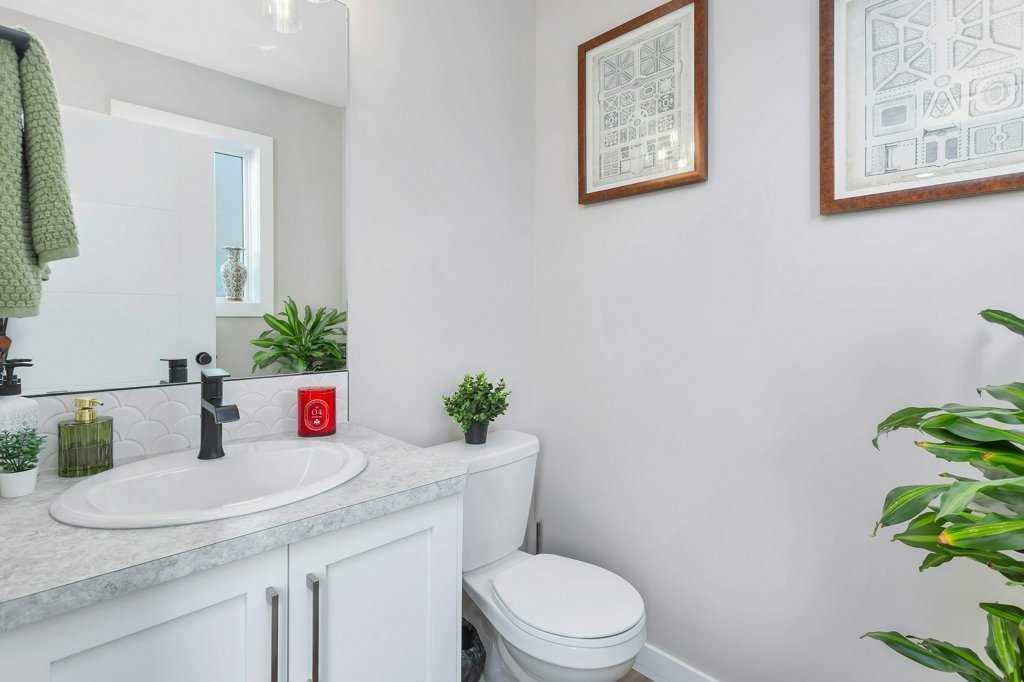 49 Evergreen Way, Red Deer, AB - Indoor Photo Showing Bathroom