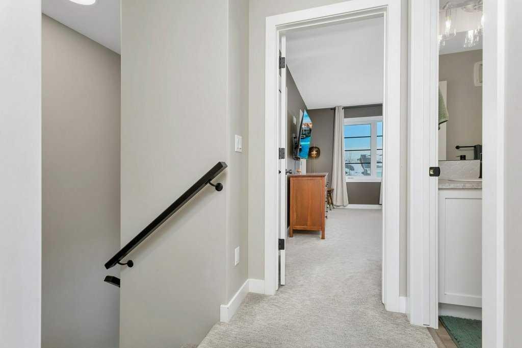 49 Evergreen Way, Red Deer, AB - Indoor Photo Showing Other Room