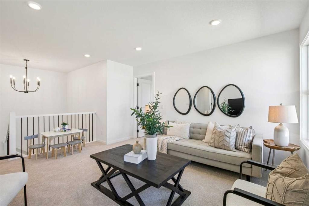 98 Creekstone Place Sw, Calgary, AB - Indoor Photo Showing Living Room
