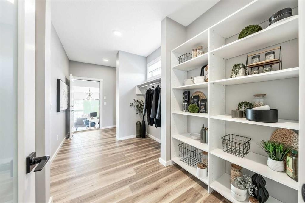 56 Osprey Hill Place Sw, Calgary, AB - Indoor