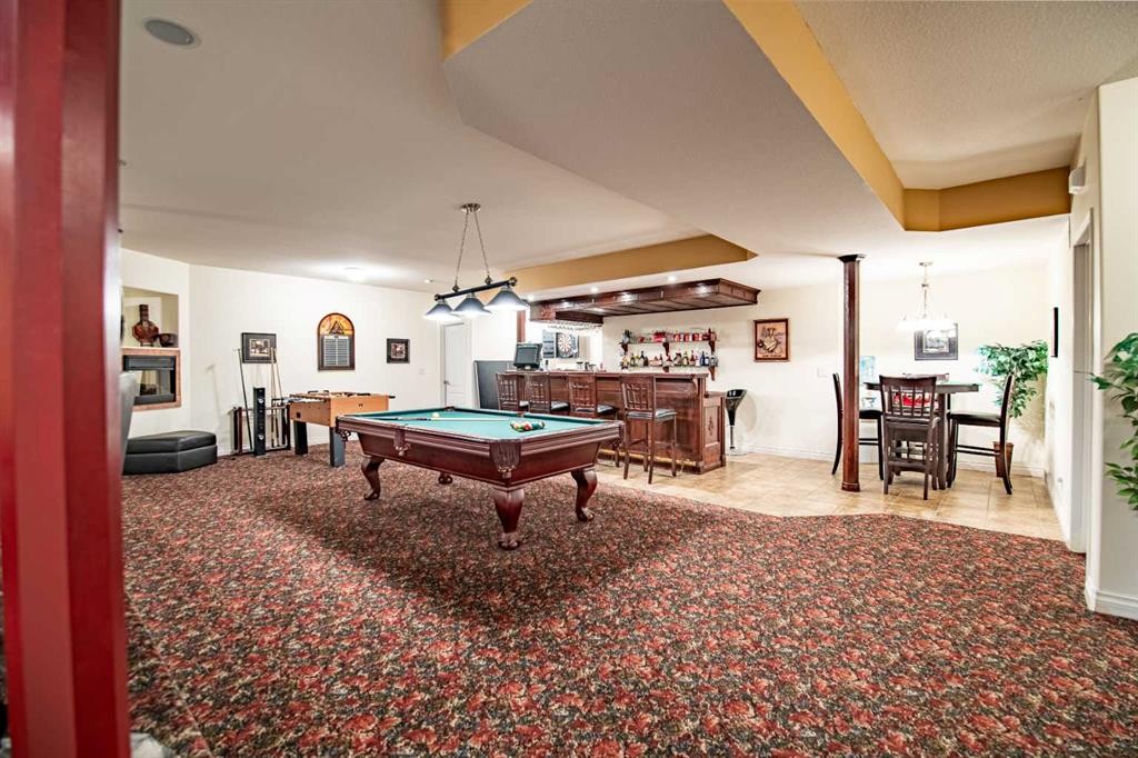295 Jarvis Glen Close, Jarvis Bay, AB - Indoor Photo Showing Other Room