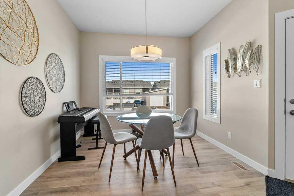 56 Evergreen, Red Deer, AB - Indoor Photo Showing Dining Room